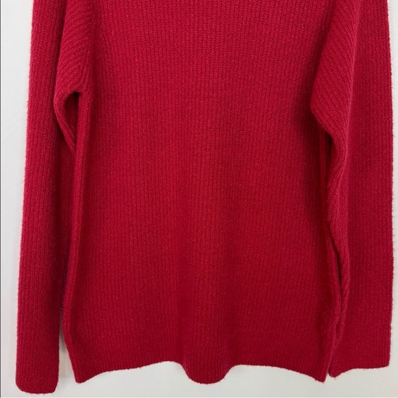 Treasure & Bond Crew Neck Knit
Sweater Red Size Medium - Picture 4 of 11